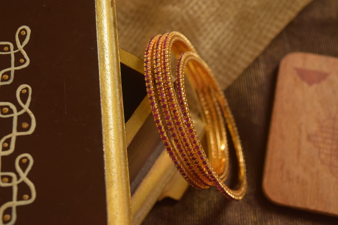 Gold finish Ruby Bangle-red (Set of 4)