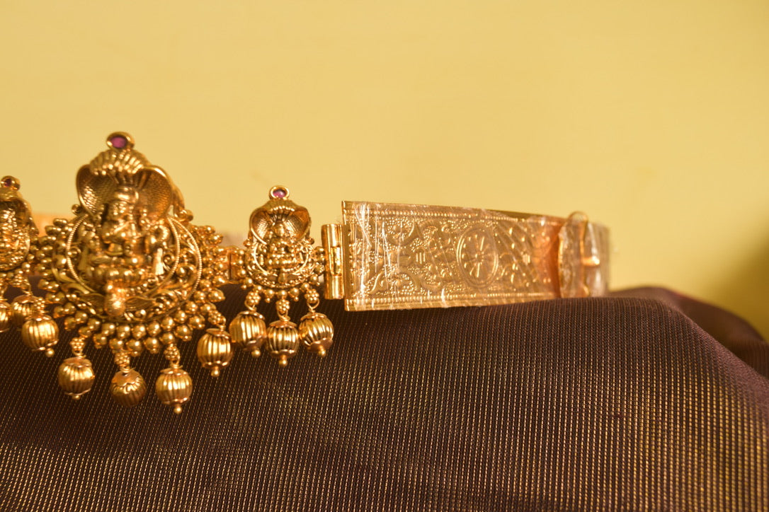 Belt with Pendant Model - Lakshmi with Snake
