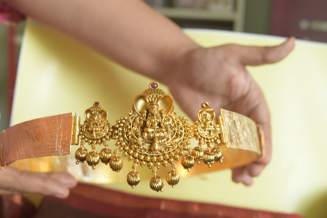 Belt with Pendant Model - Lakshmi with Snake
