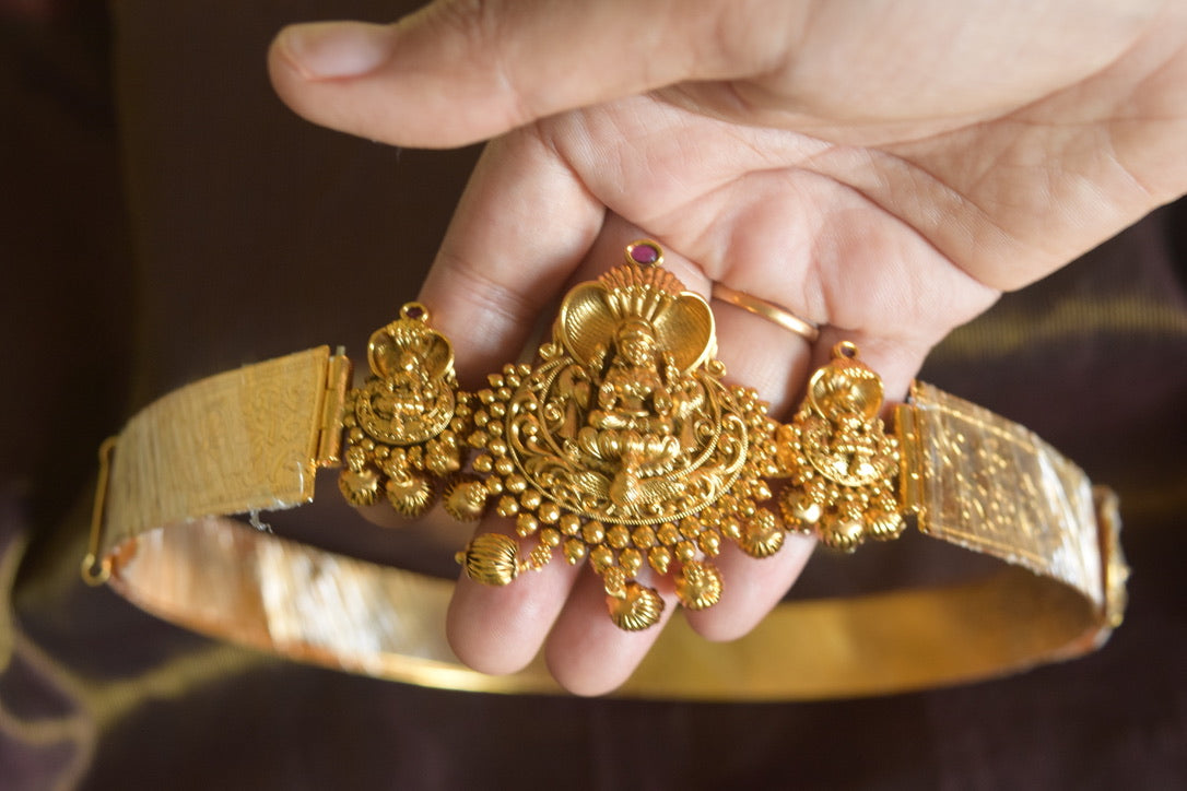 Belt with Pendant Model - Lakshmi with Snake