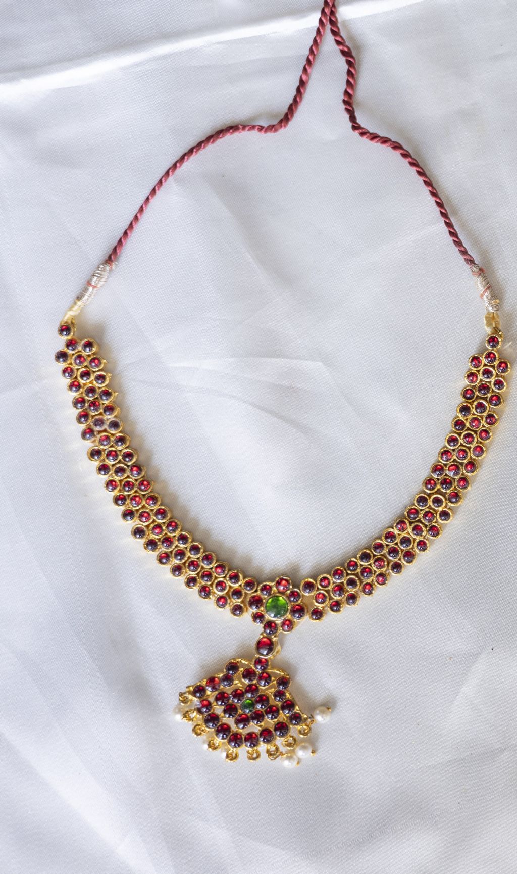 Kemp - Gold Finish 3 layered kemp stone with pendant #35B