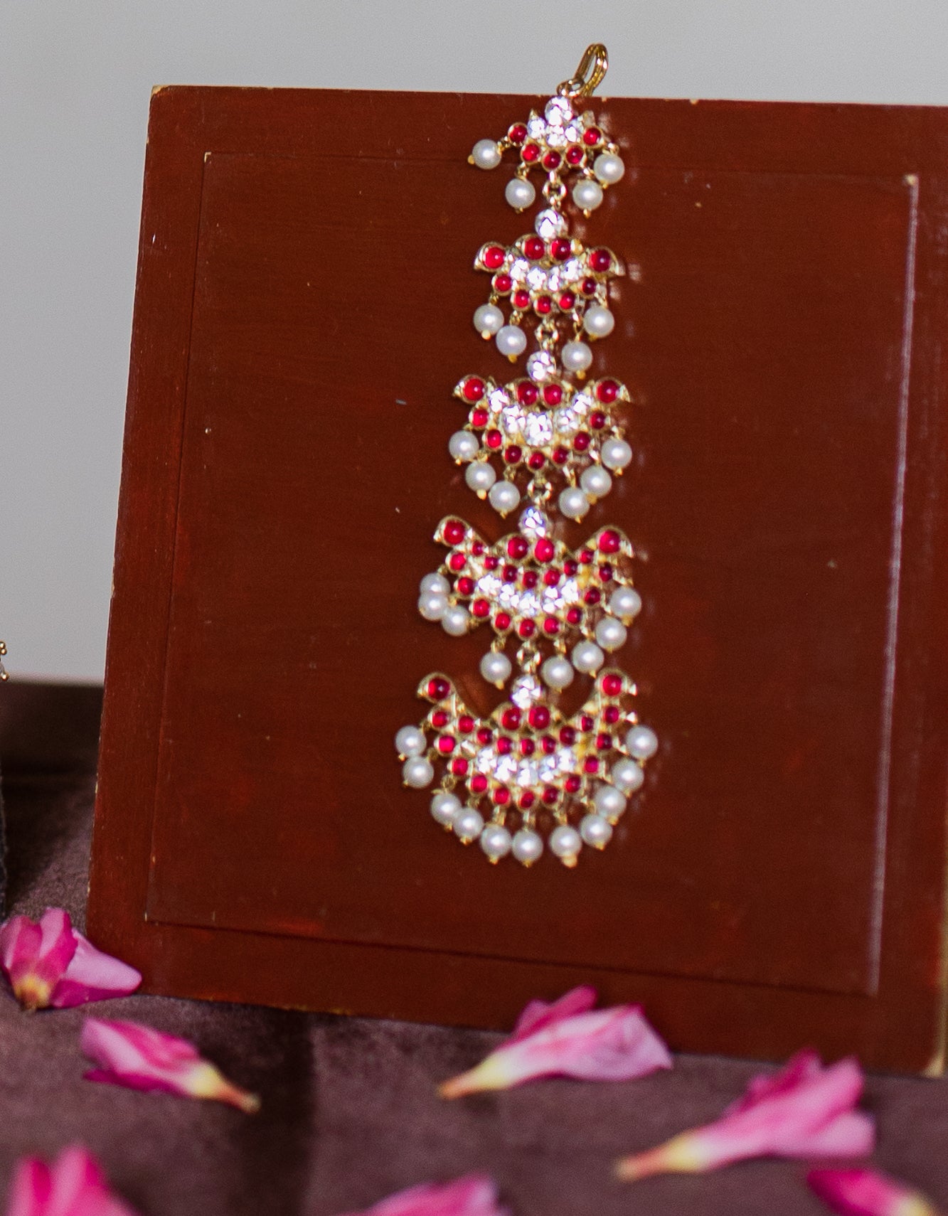 Semi Precious Kemp Tikka - Multi Layered Half moon - Red & White