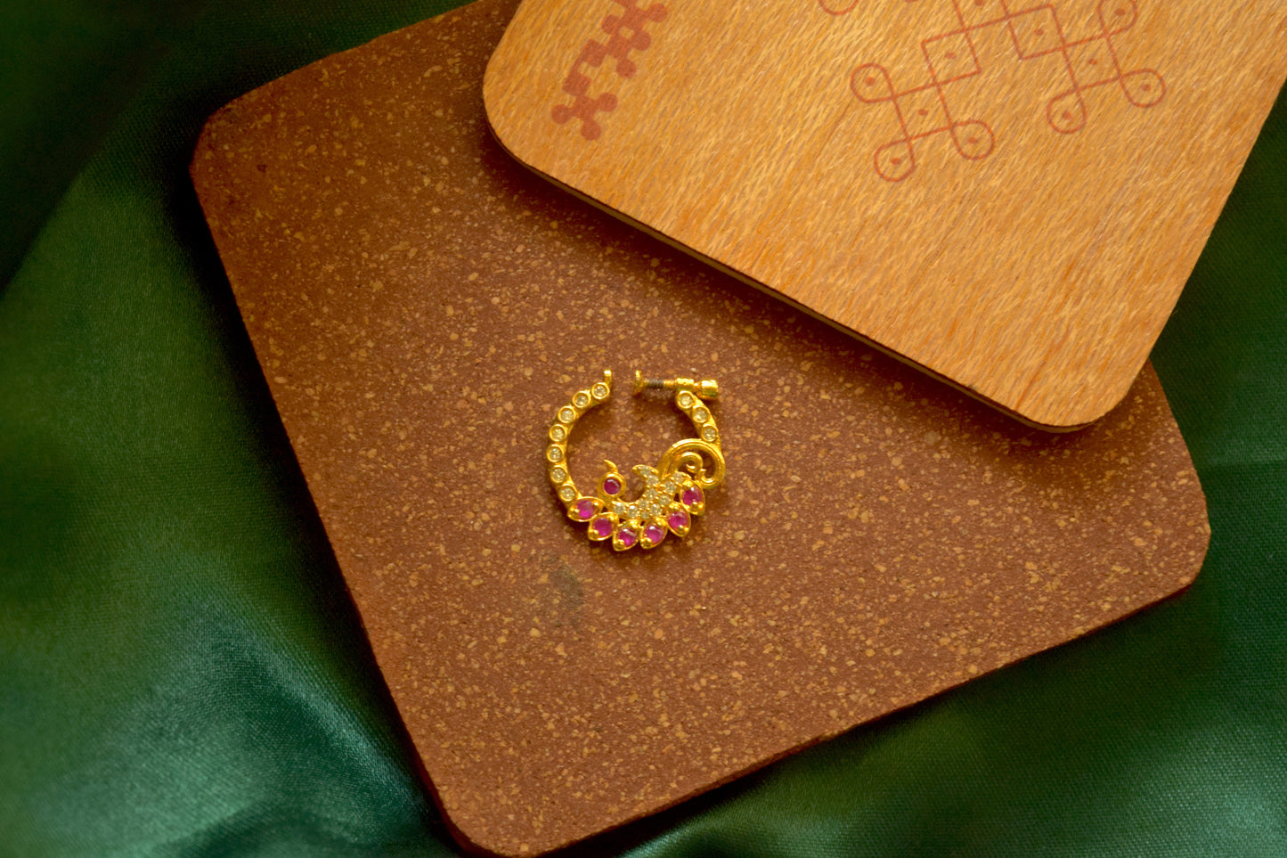 Gold finish AD medium size Nath - Peacock Model 3