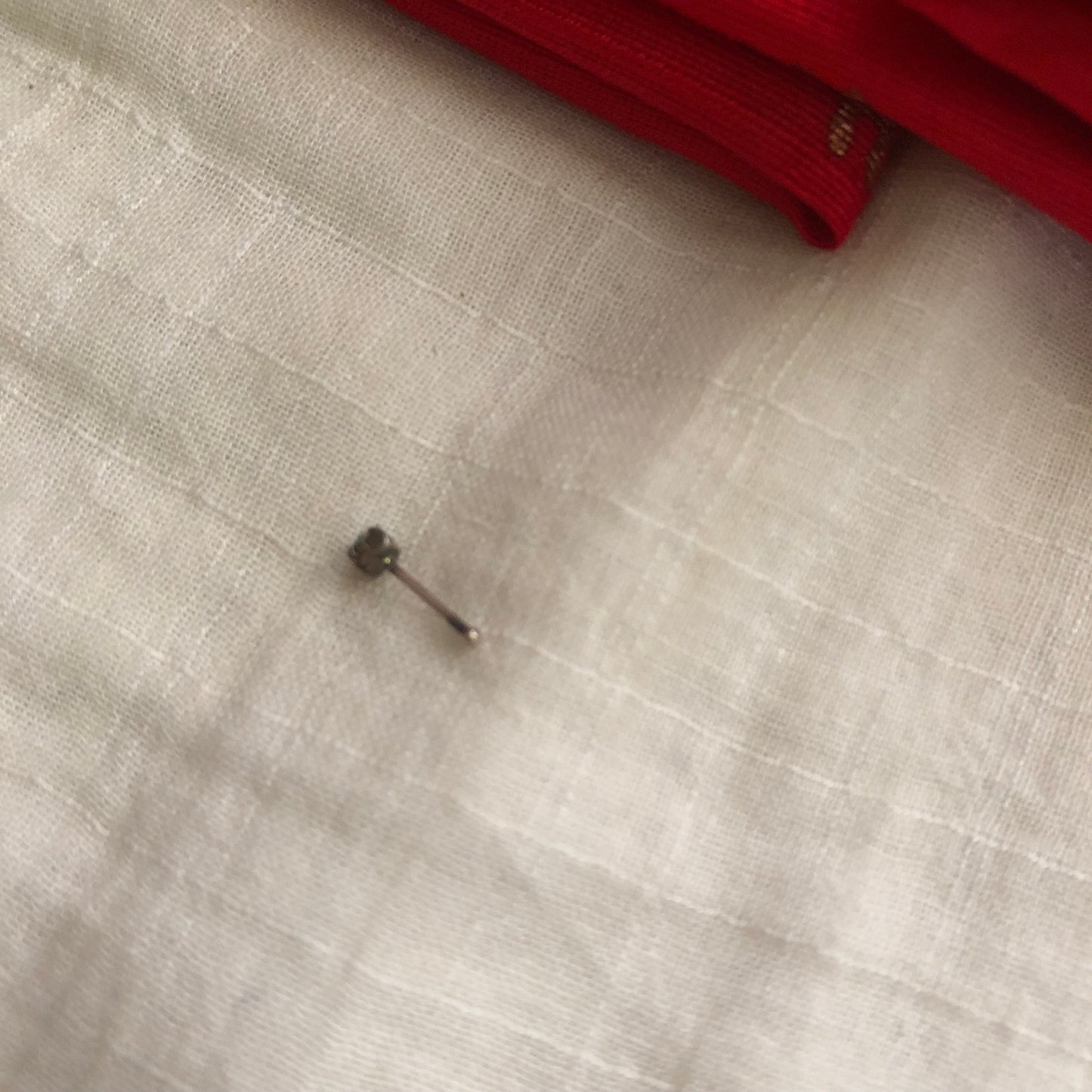 Silver finish tiny single stone nose pin (70% Purity Silver)