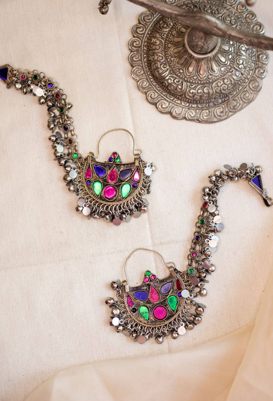 Silver Finish half moon chandbali with Maatal