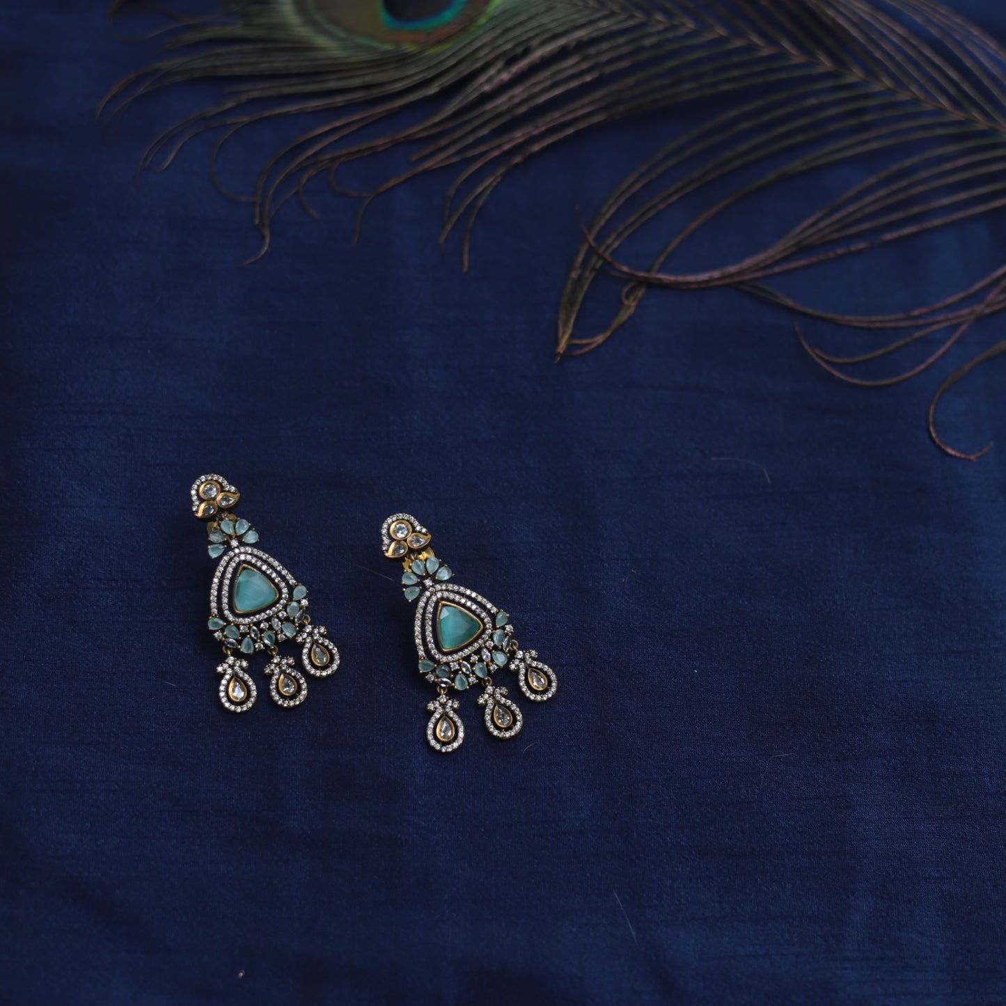 Dual Finish stone with tear droppings 20(A)