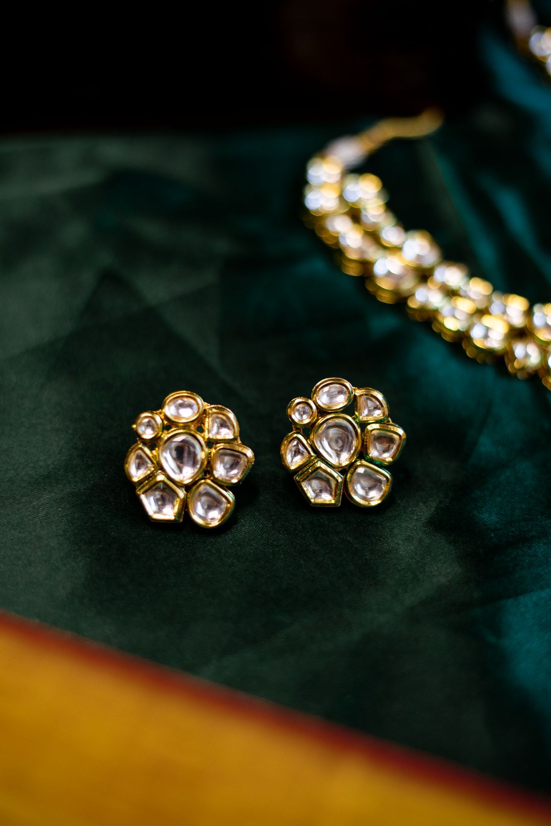 Gold Finish 2 Layered Kundan Necklace with Stud