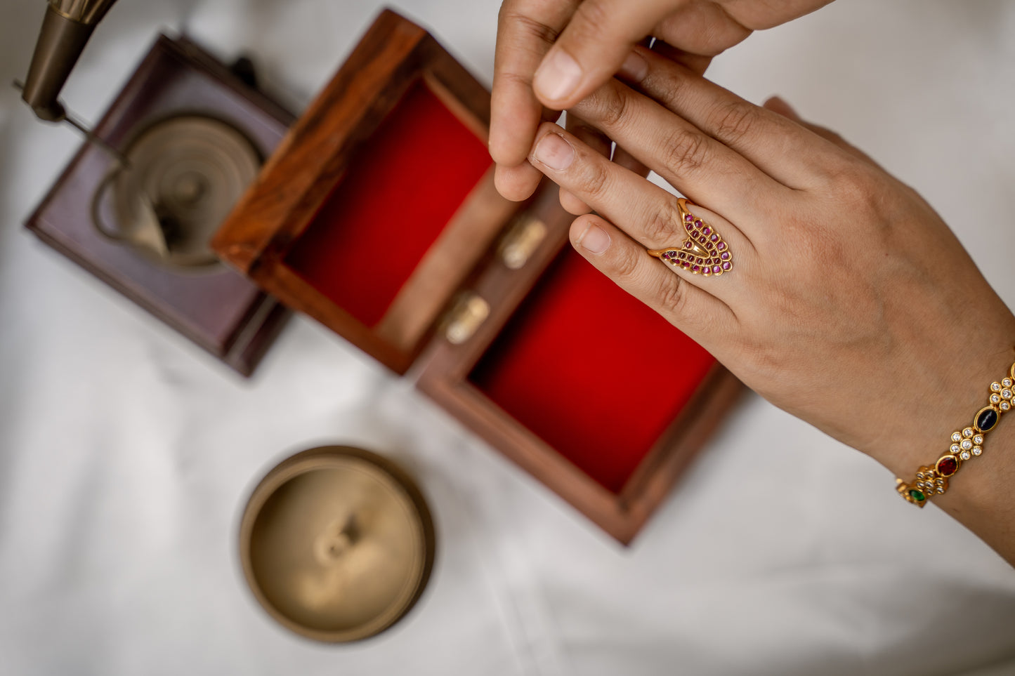 Gold finish 2 layered vangi. Neli ring