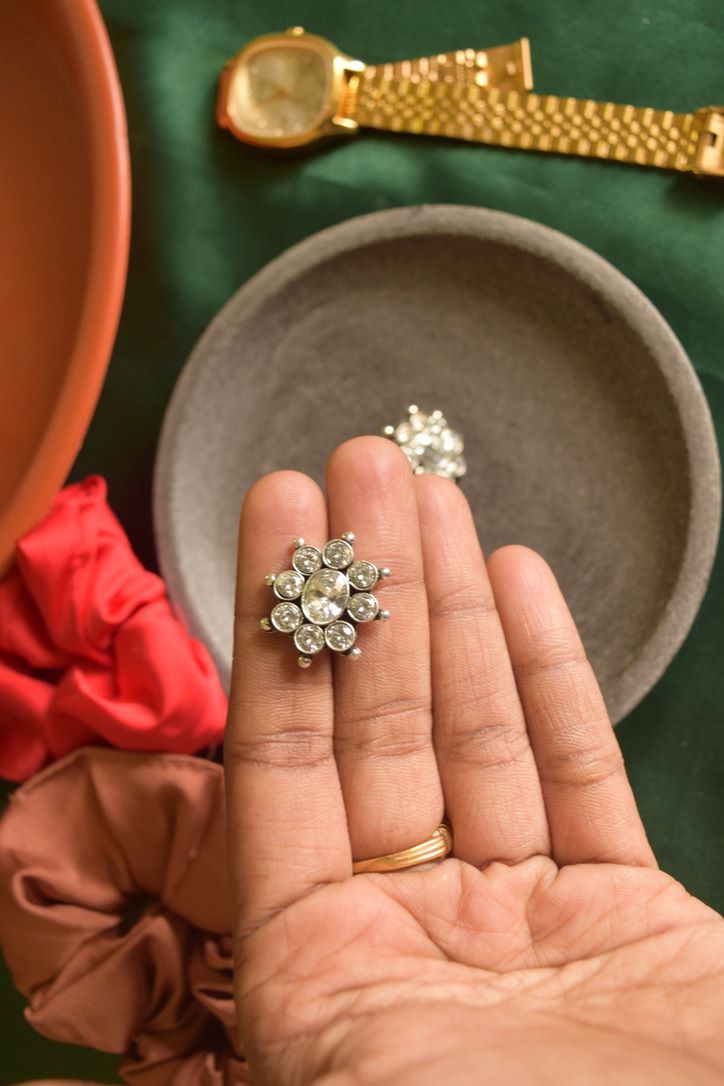 Oxidised Small Flower Stud-27I