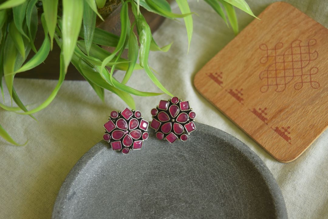 Oxidised Geometric Flower Stud - Model 1-28A