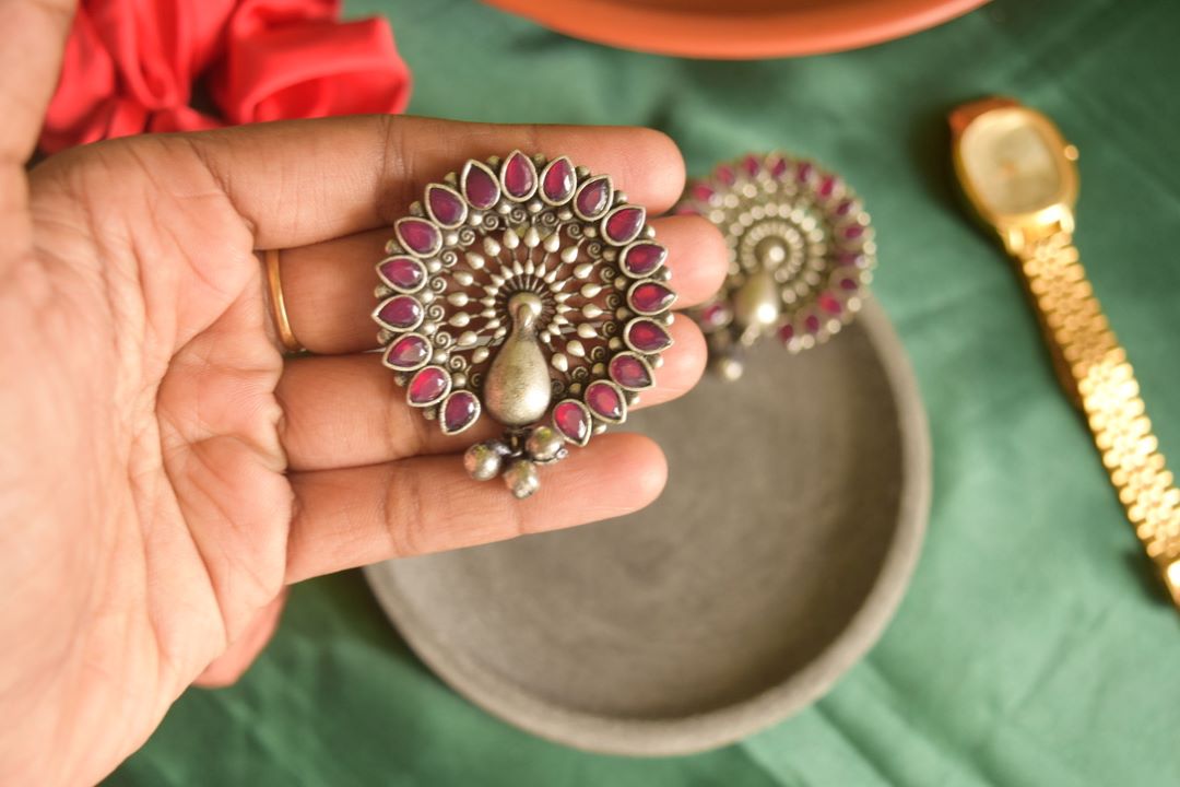 Oxidised Statement Peacock Stud-31E
