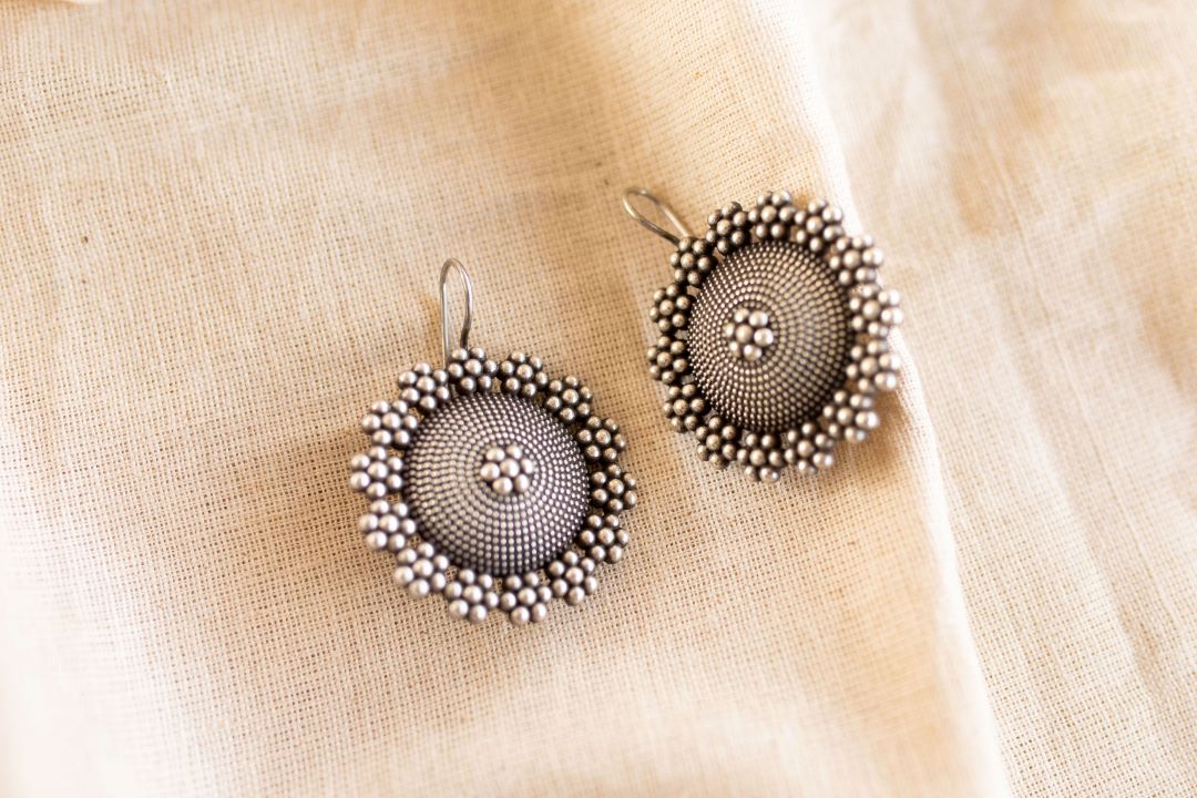Silver Look Alike Flower Hook Drop