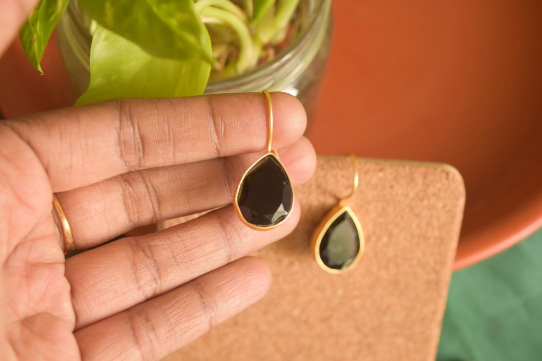 Gold Finish Tear Drop Hook Drop-51C