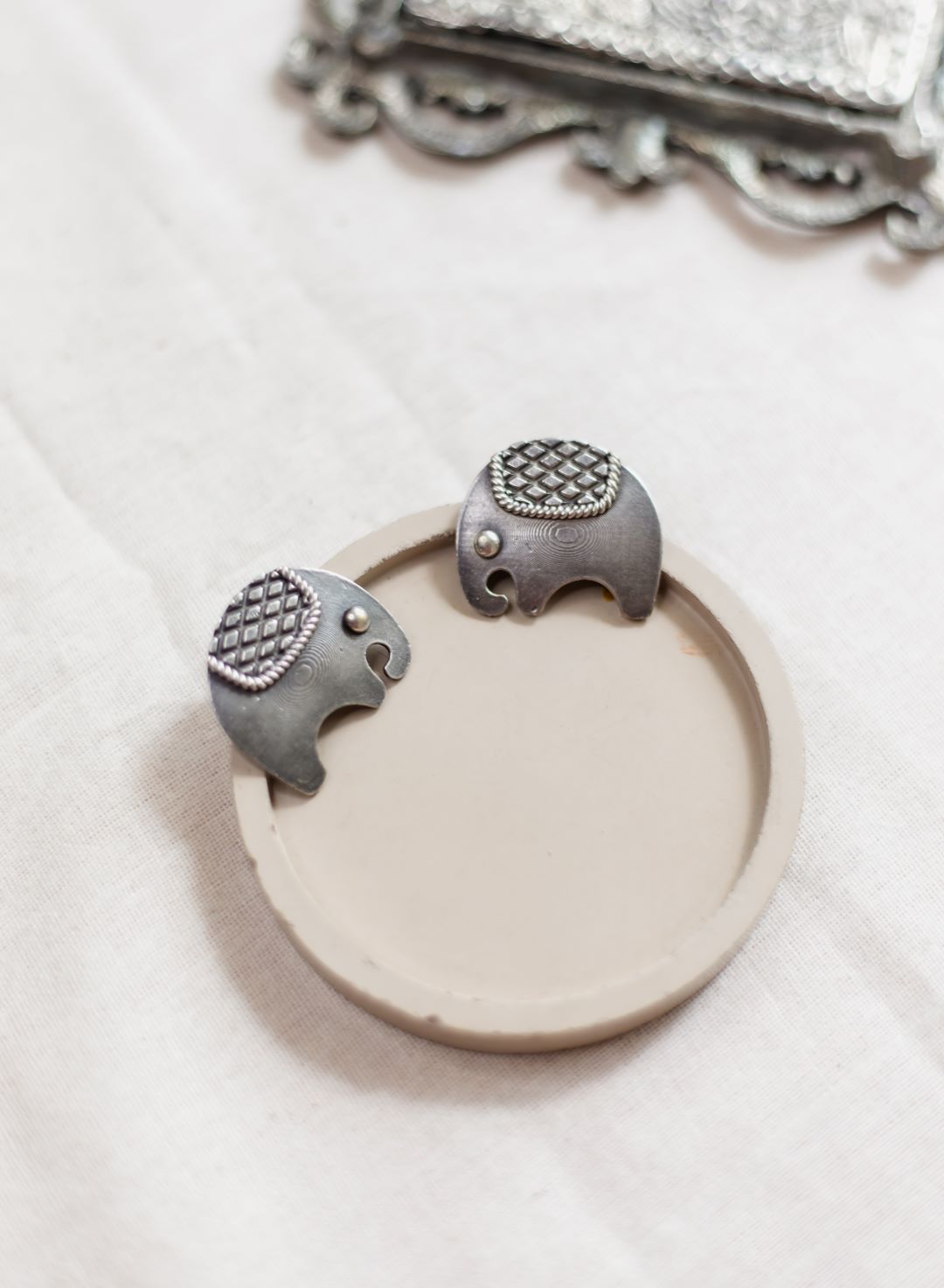 Silver Finish Chain with mango motifs & elephant pendant
