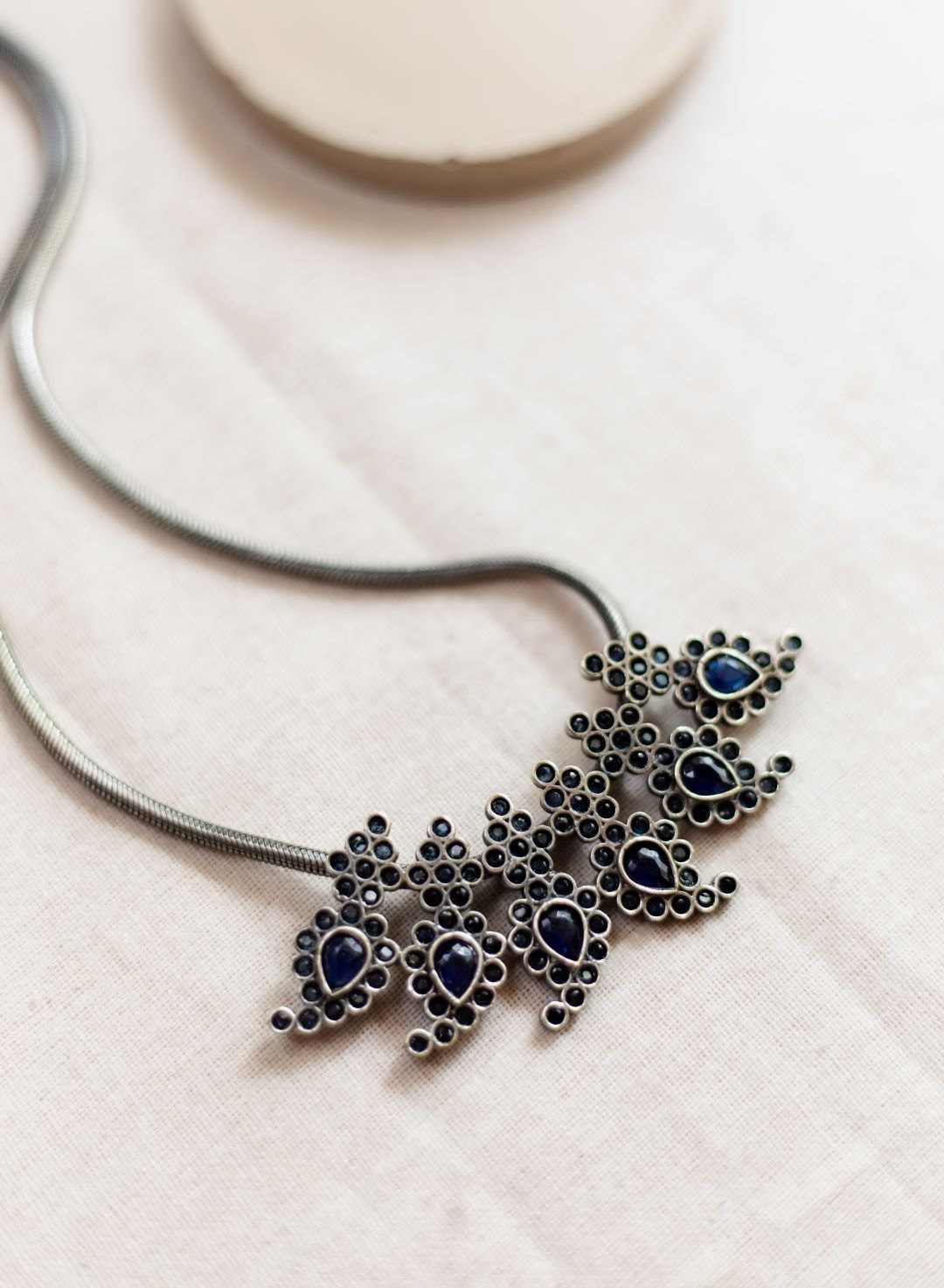 Silver Finish Stone Chain 6 mango motifs -26A