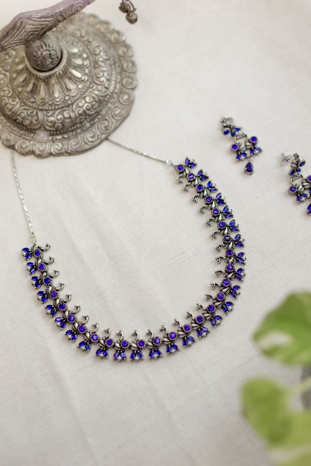 Silver Finish peacock sequence Stone Necklace -29B