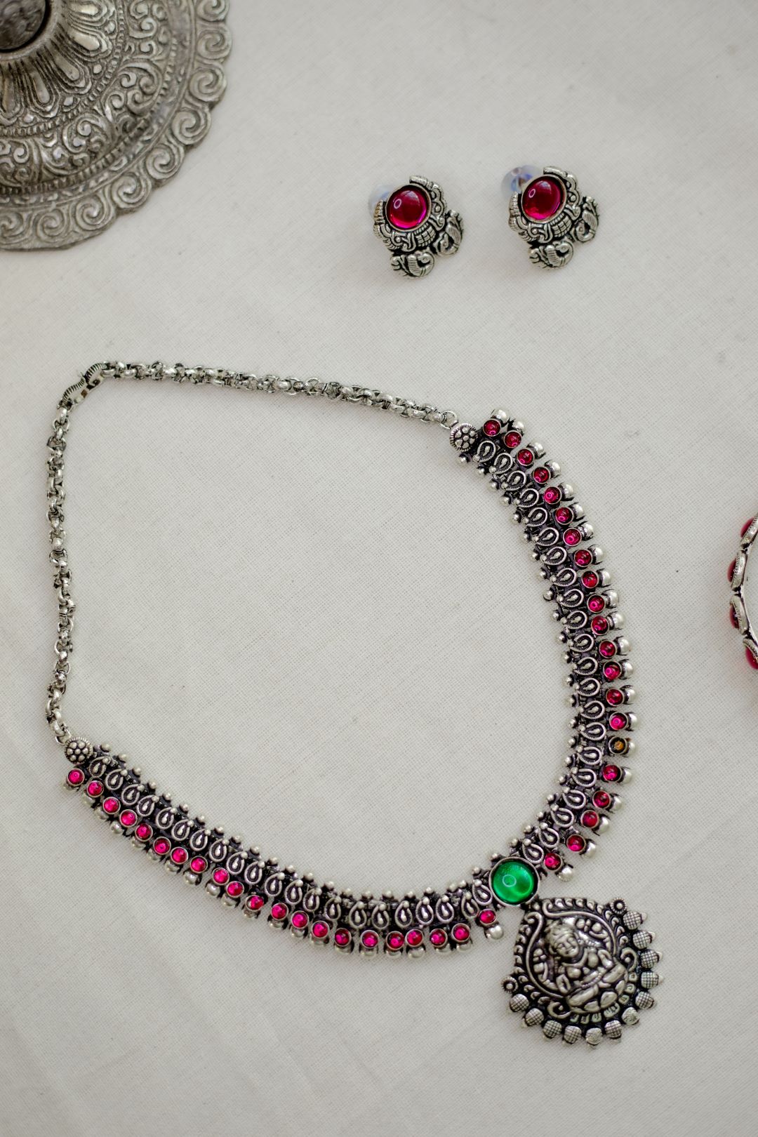 Silver Finish mango motifs Necklace & lakshmi pendant