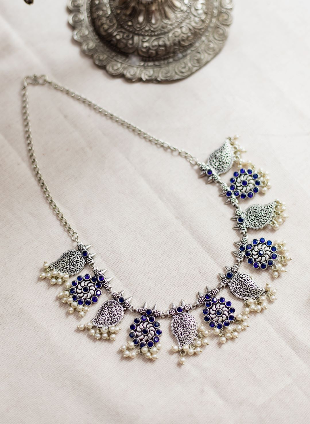 Silver Finish Flower & mango motifs sequence necklace -39A