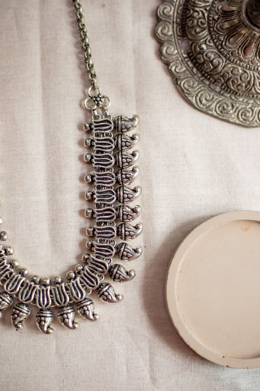 Silver Finish lotus & mango motifs with Mango droplets - Kolhapuri Necklace