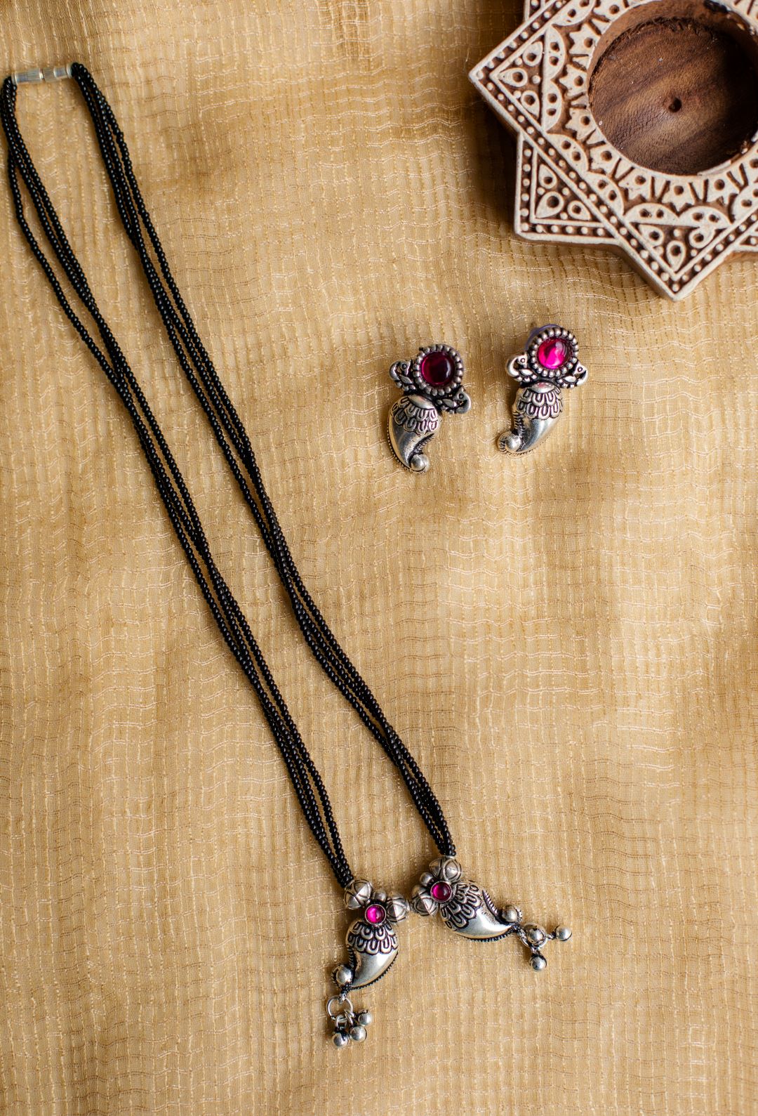 3 layered Black beads with Twin mango motifs pendant with mango stud - pink