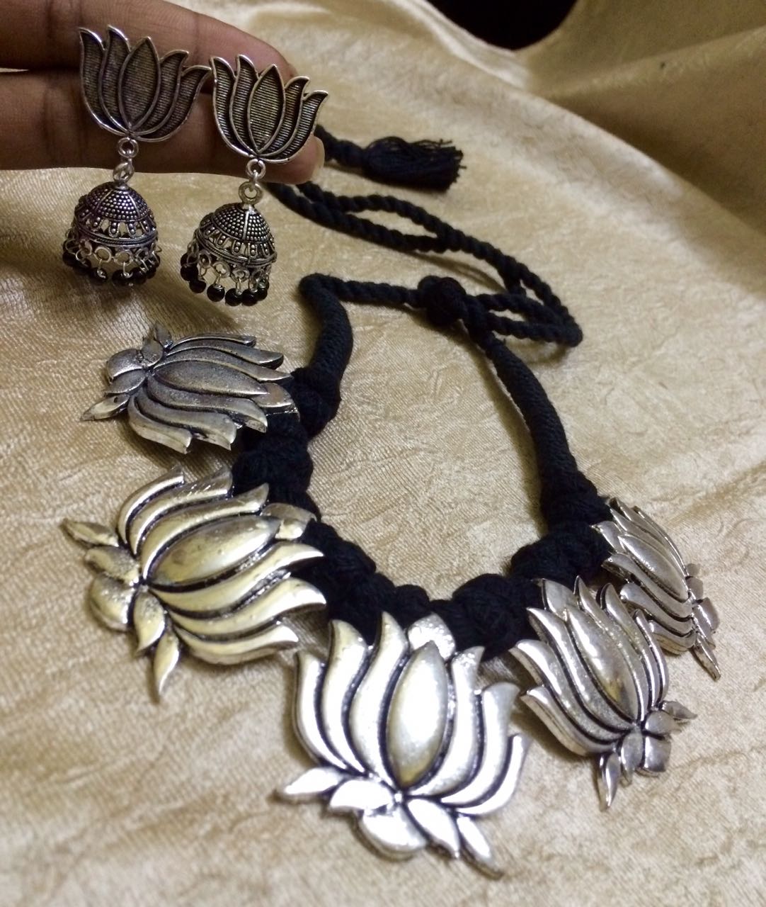 Silver finish -Black thread with 5 jhumbo lotus pendant necklace