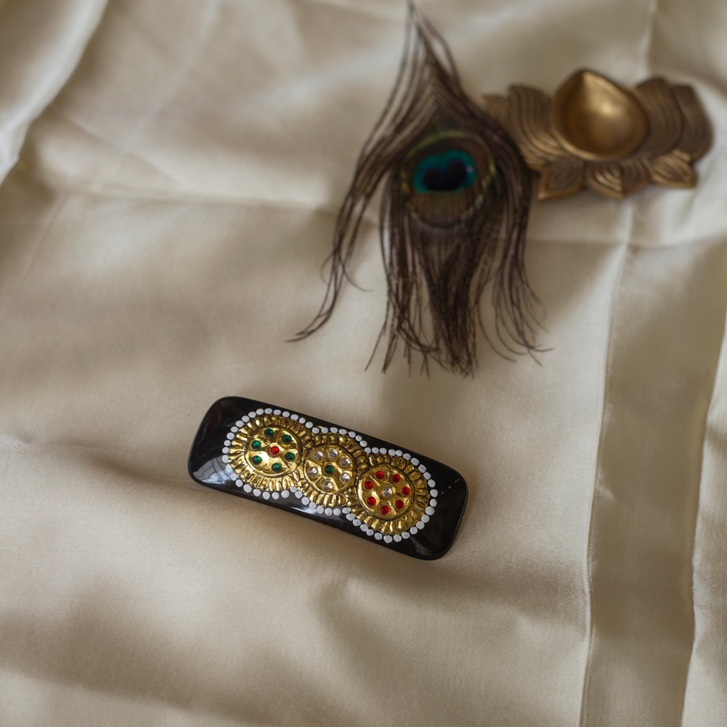 Handpainted Tanjore Hair Clip - #32