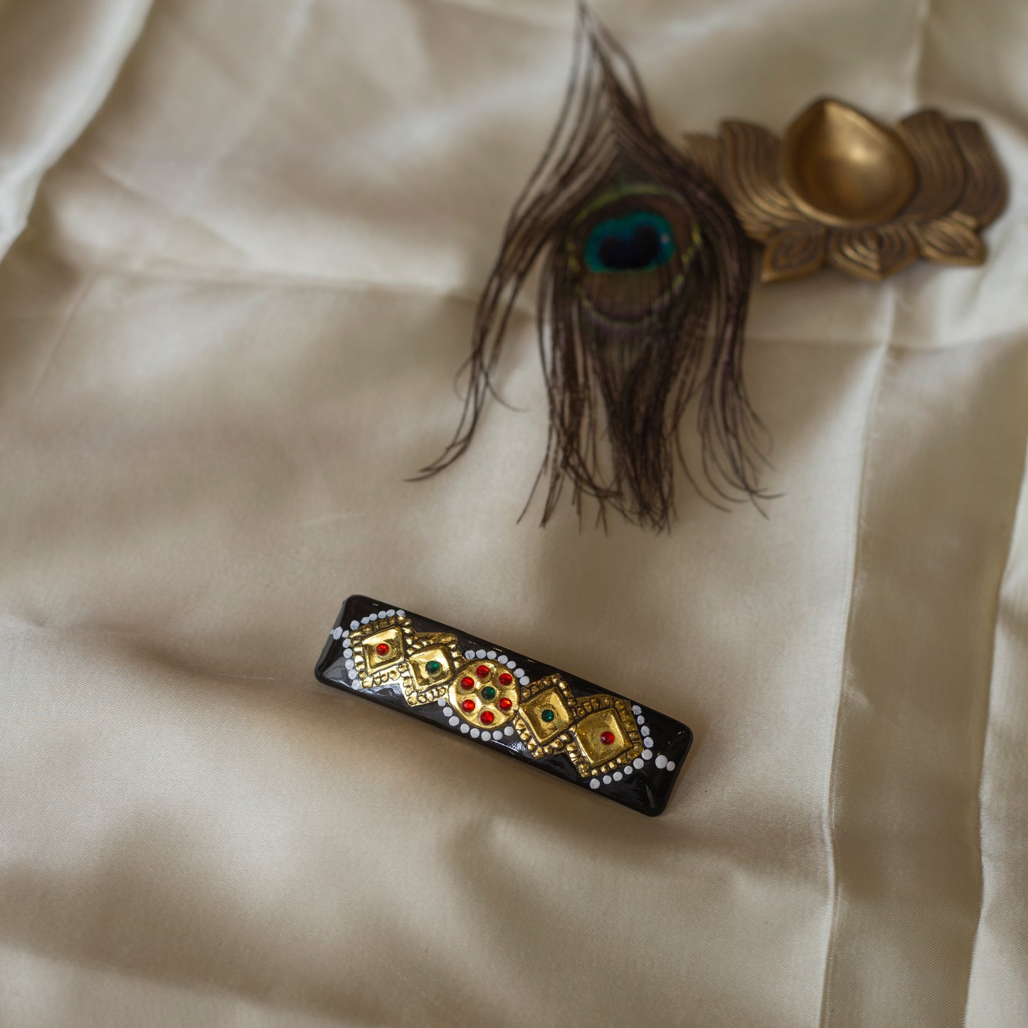 Handpainted Tanjore Hair Clip - #36
