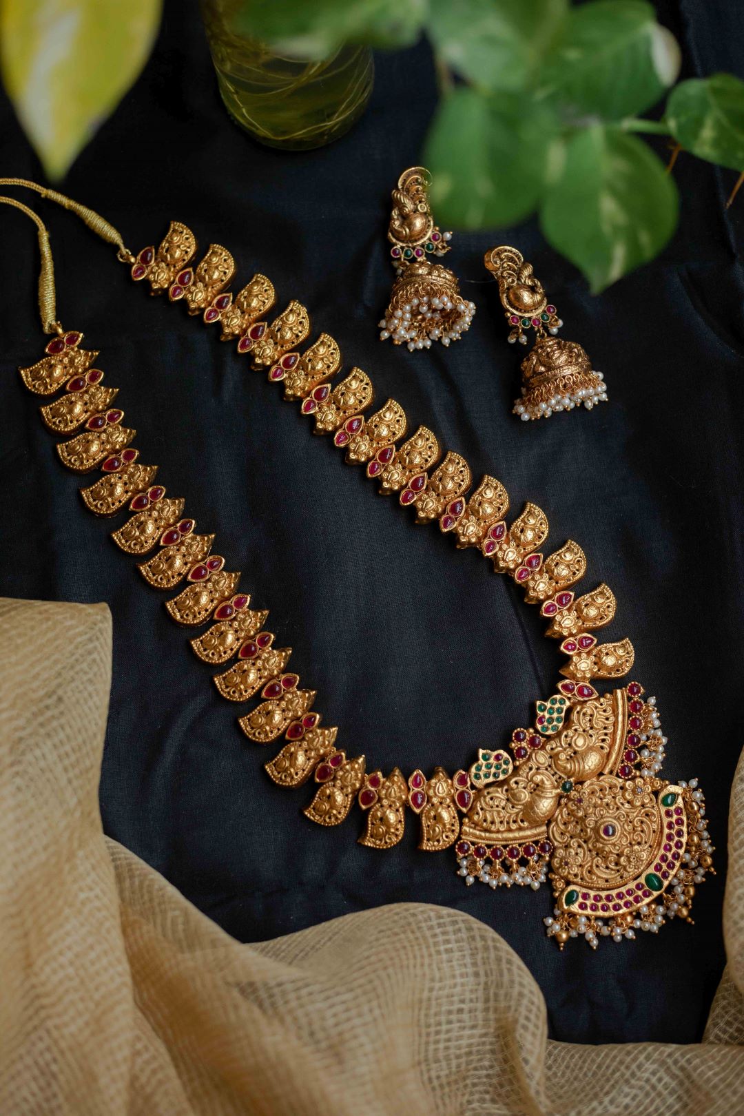 Mango,Twin Peacock Pendant Nagasu(With Jhumkas)