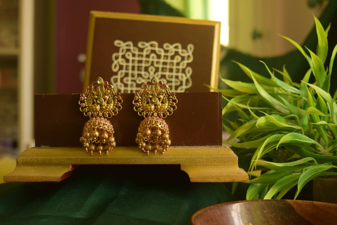 Matte finish - Twin Peacock Stud Jhumka