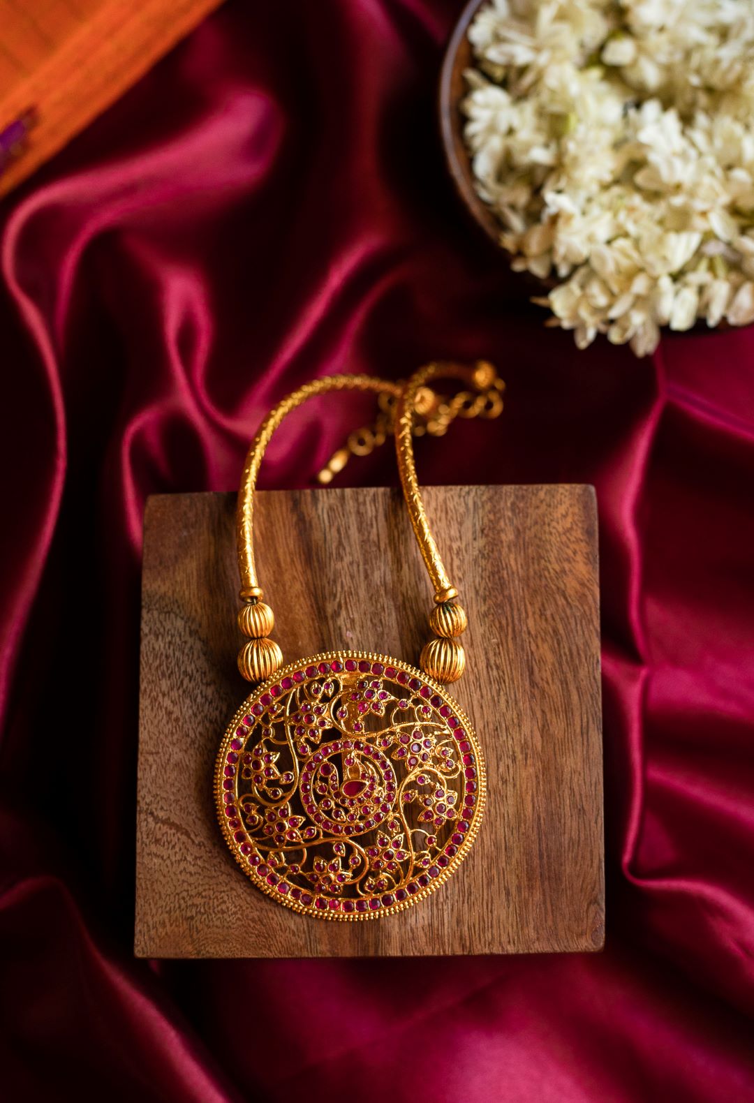 Gold Finish Hasli with jumbo Chakri pendant with Stud - Model #2