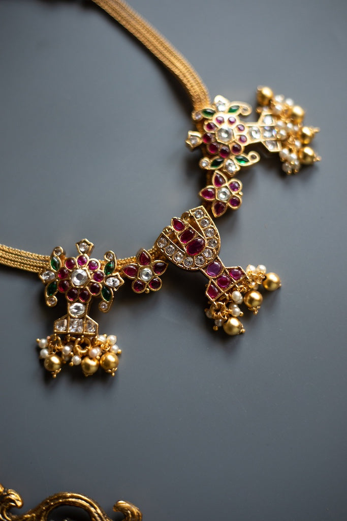 Kemp Gold Finish Chain, Thiruman Sanju chakra pendant
