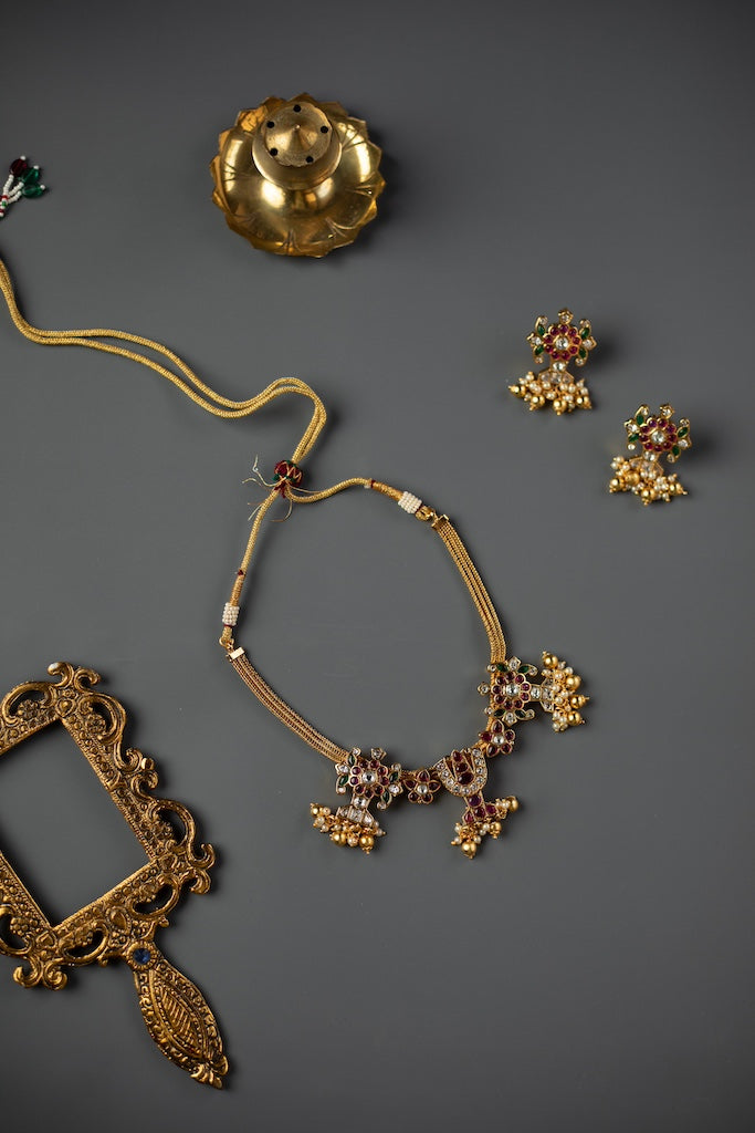 Kemp Gold Finish Chain, Thiruman Sanju chakra pendant