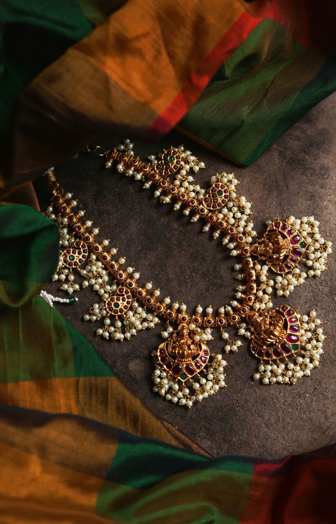 Mango coin Lakshmi carving & flower pendant guttapuslu with stud