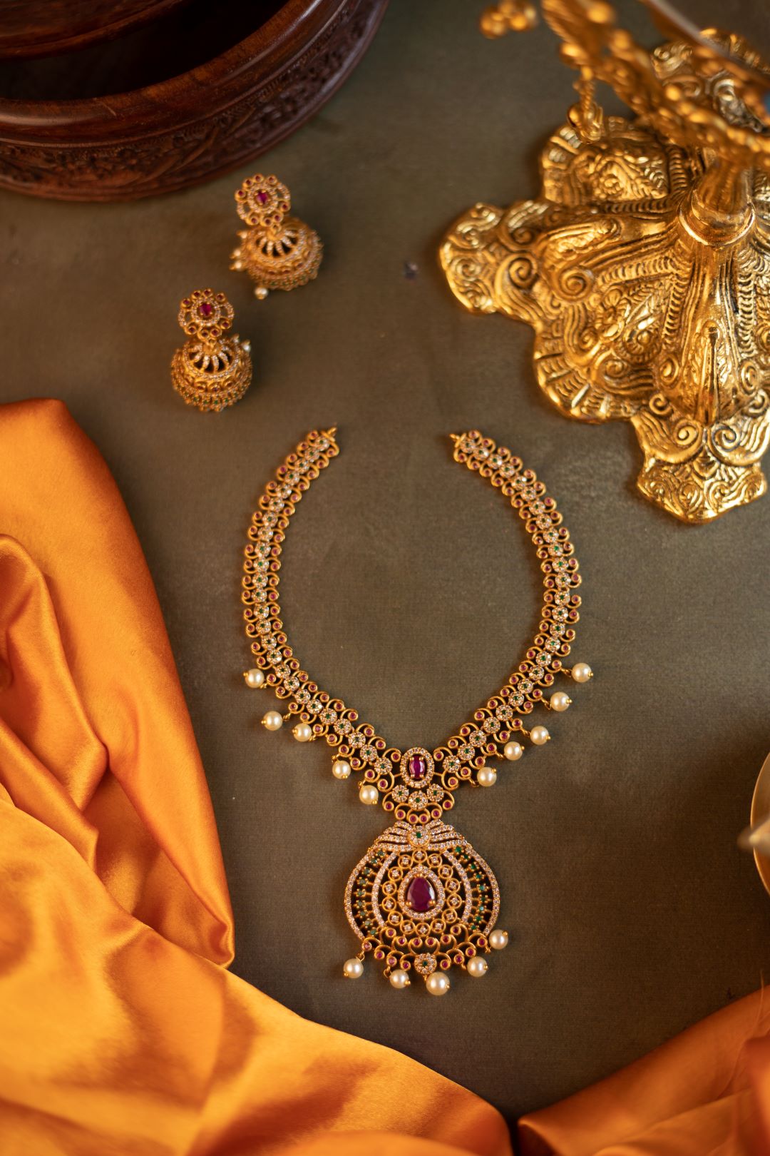 S type Tiny AD Sequence flower Necklace & jhumkas