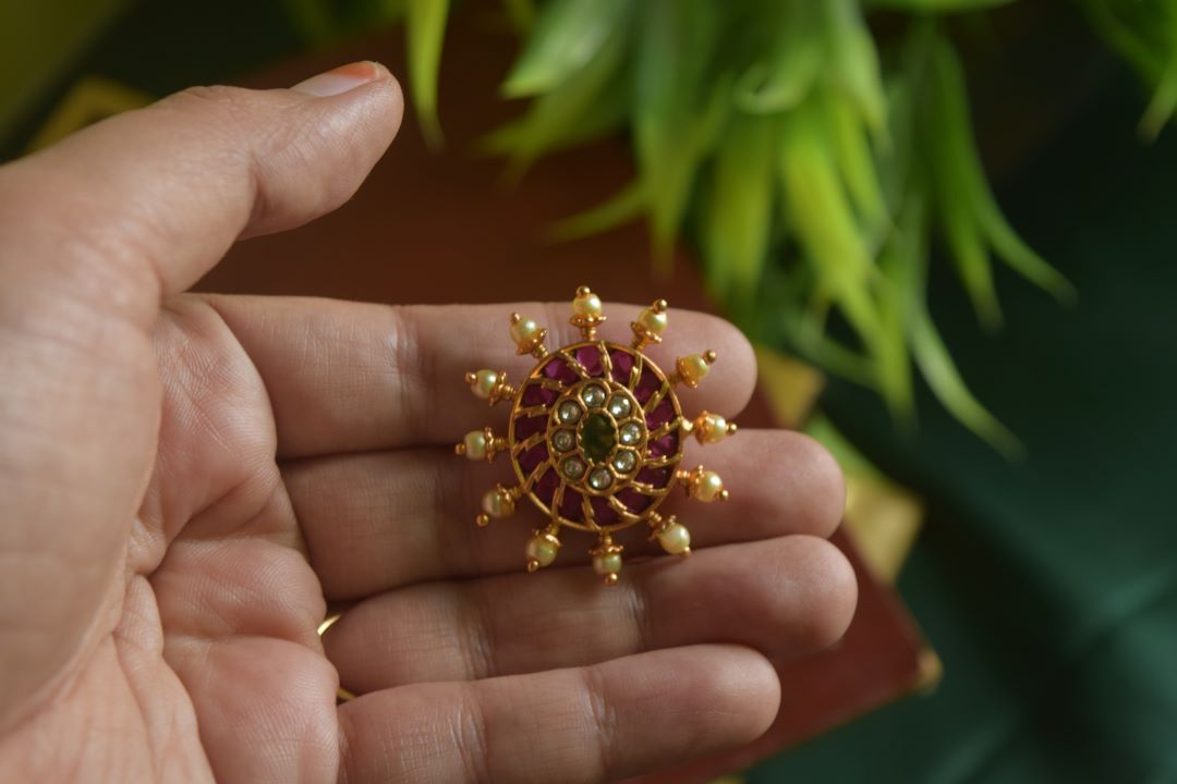 Matte finish -chakra with pearls