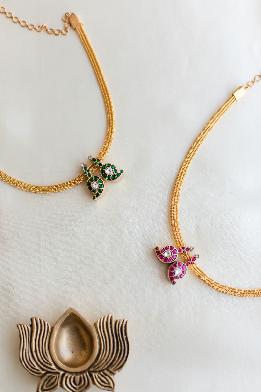 Gold Finish Chain Dual Side Attigai Necklace -12