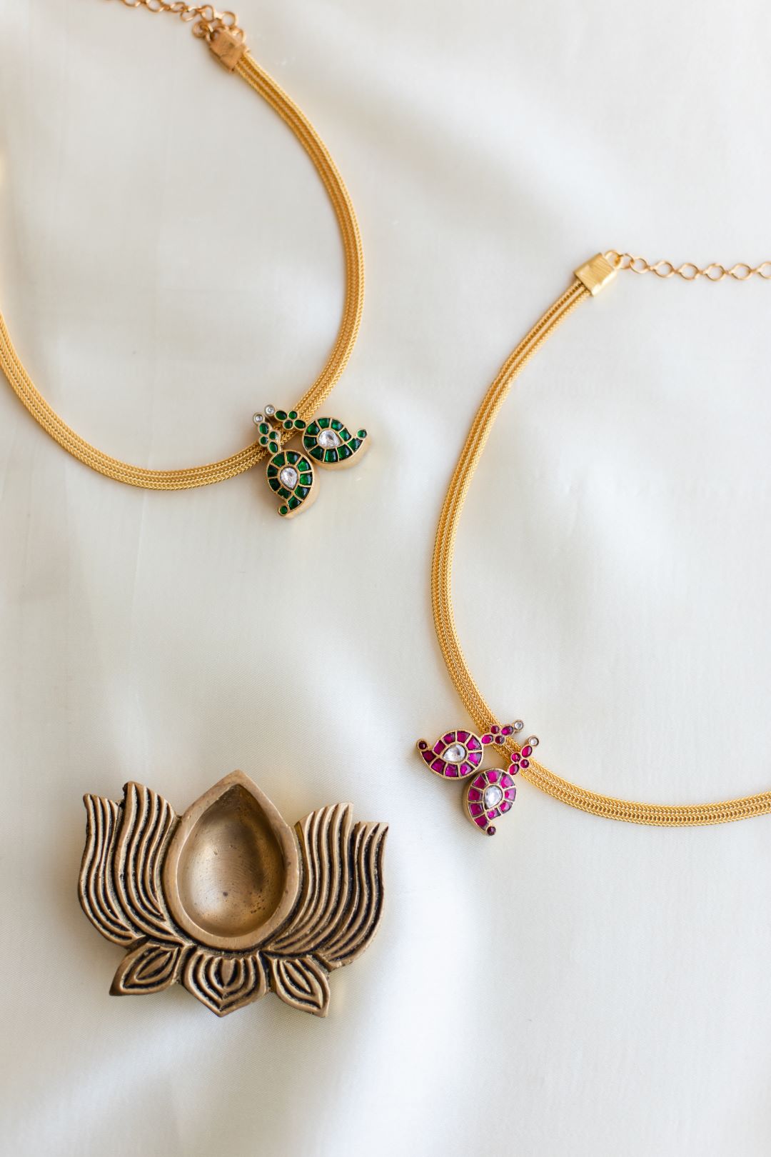 Gold Finish Chain Dual Side Attigai Necklace -12
