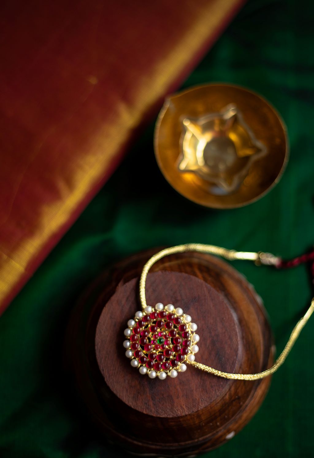 Semi Precious Kemp - Gold Finish Chain Round pendant- Red