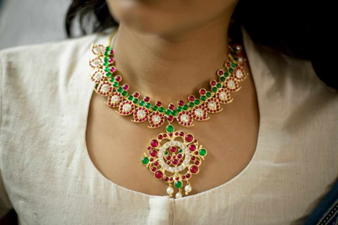 Semi Precious Kemp - Mango motifs Jumbo Flowered pendant -Red, White,Green