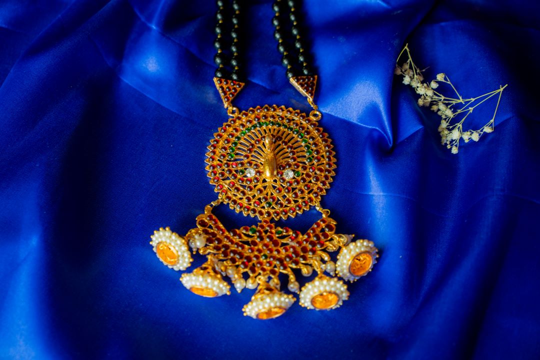 KEMP 2 layered black beads with peacock Haaram & jhumka Hangings