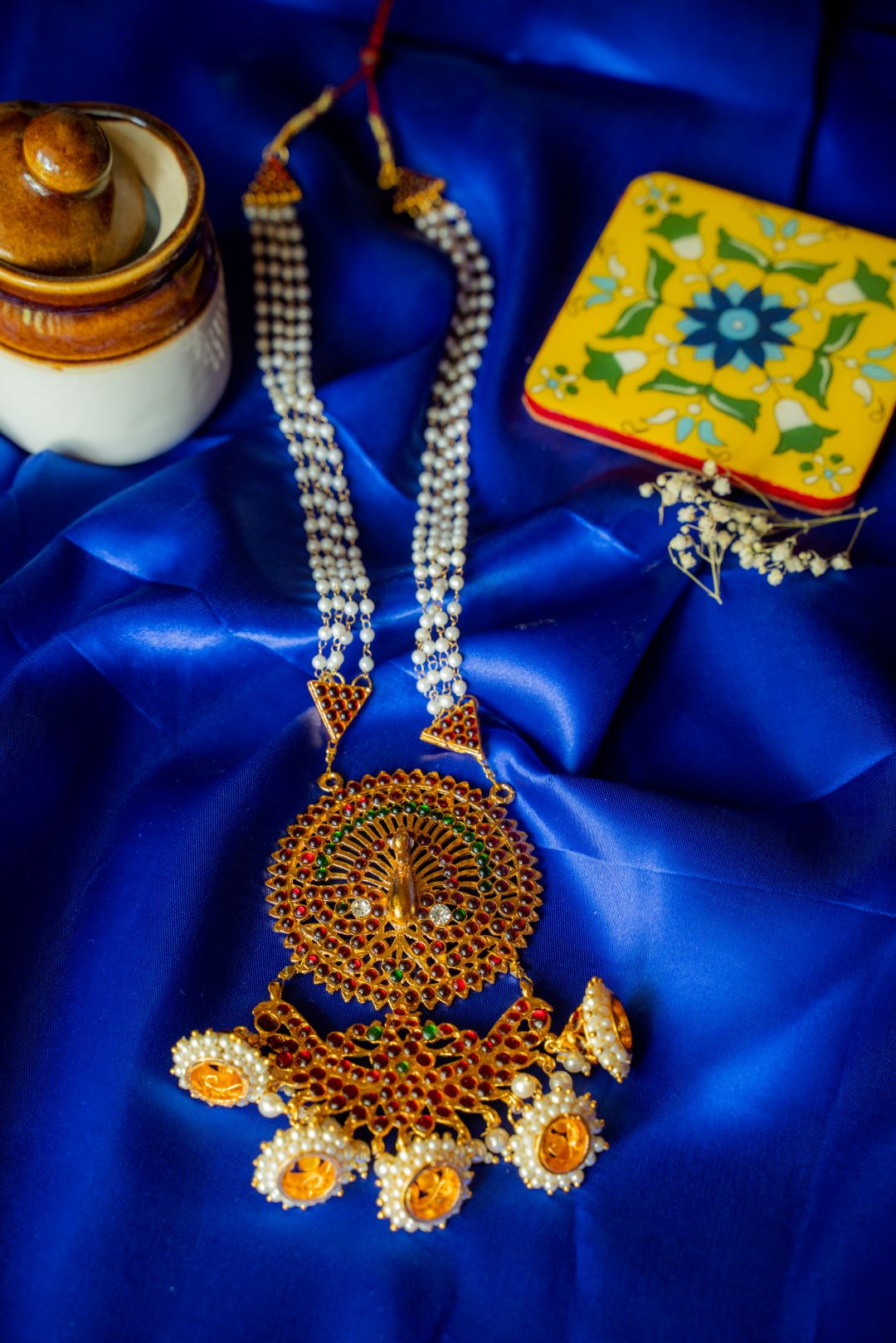 Kemp - 4 layered PEARL beads with peacock haaram #25