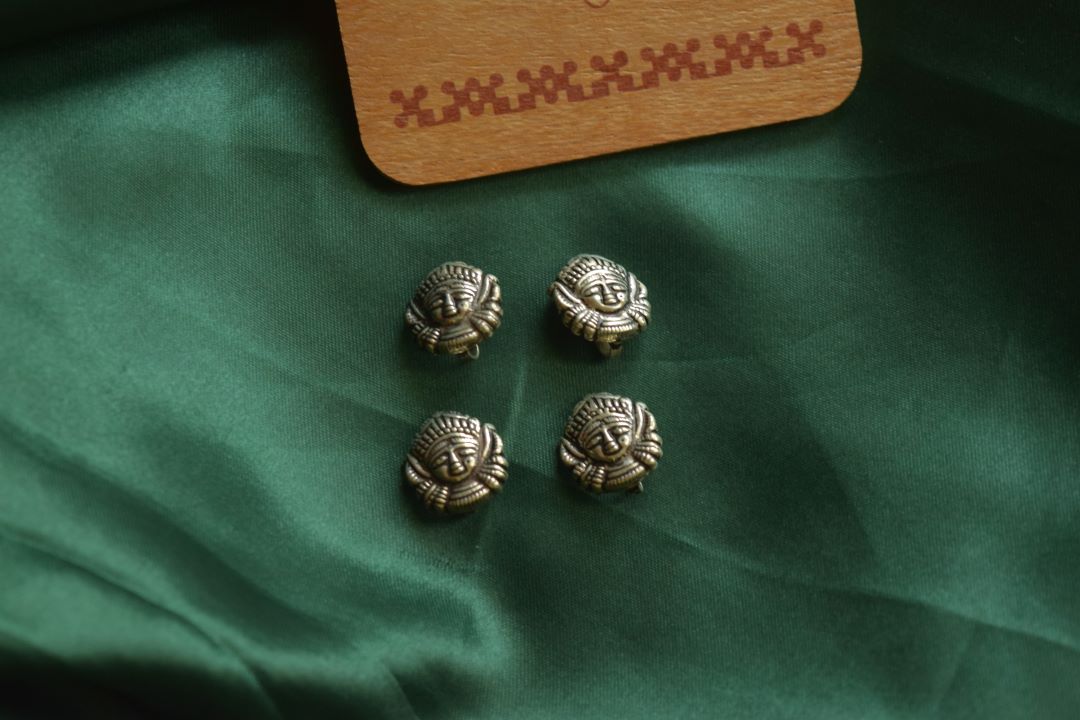 Silver finish durga maatha nose pin - Clip On