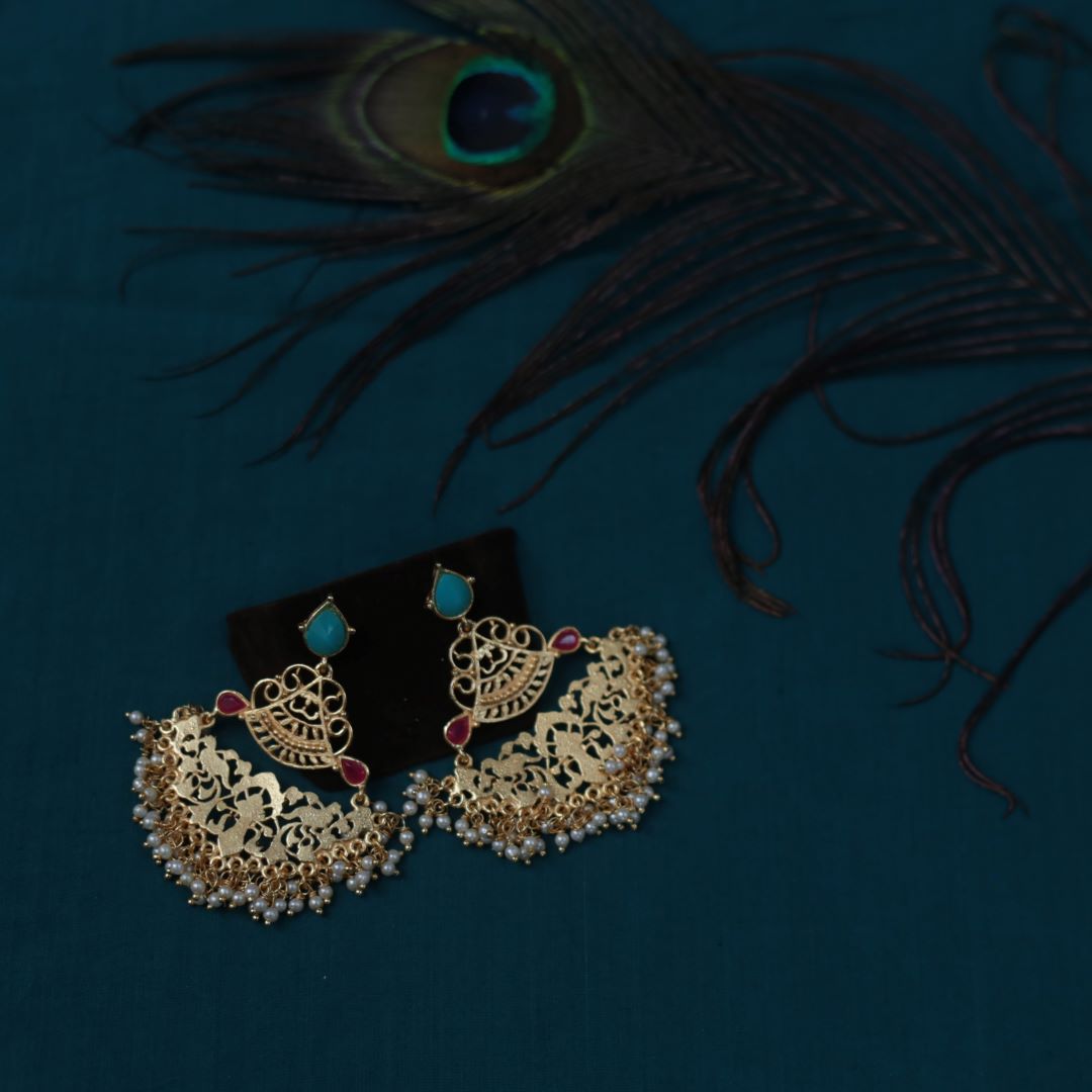 Gold Finish statement tear drops chandbali -4E