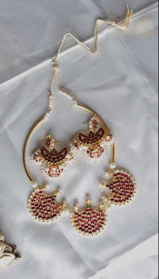 Imitation Kemp- gold finish Hasli model with 3 pirai pendant #41