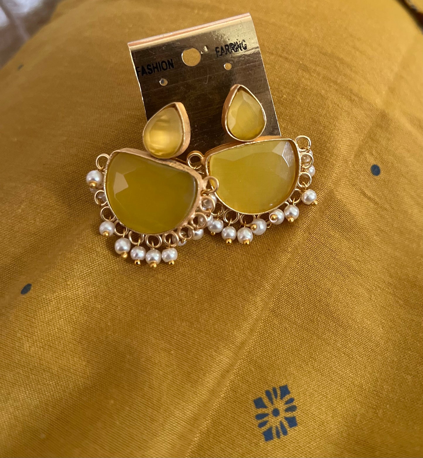 Gold Finish Yellow stone deepam stud