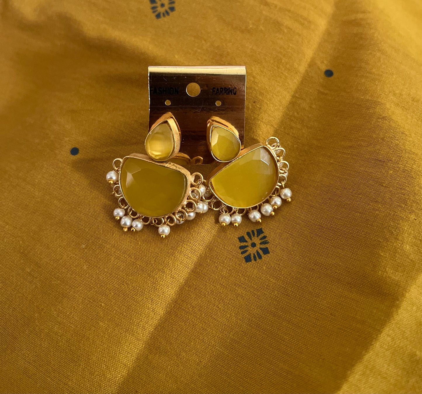 Gold Finish Yellow stone deepam stud