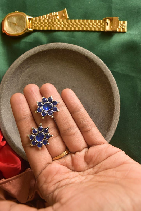 Oxidised Small Flower Stud-27F