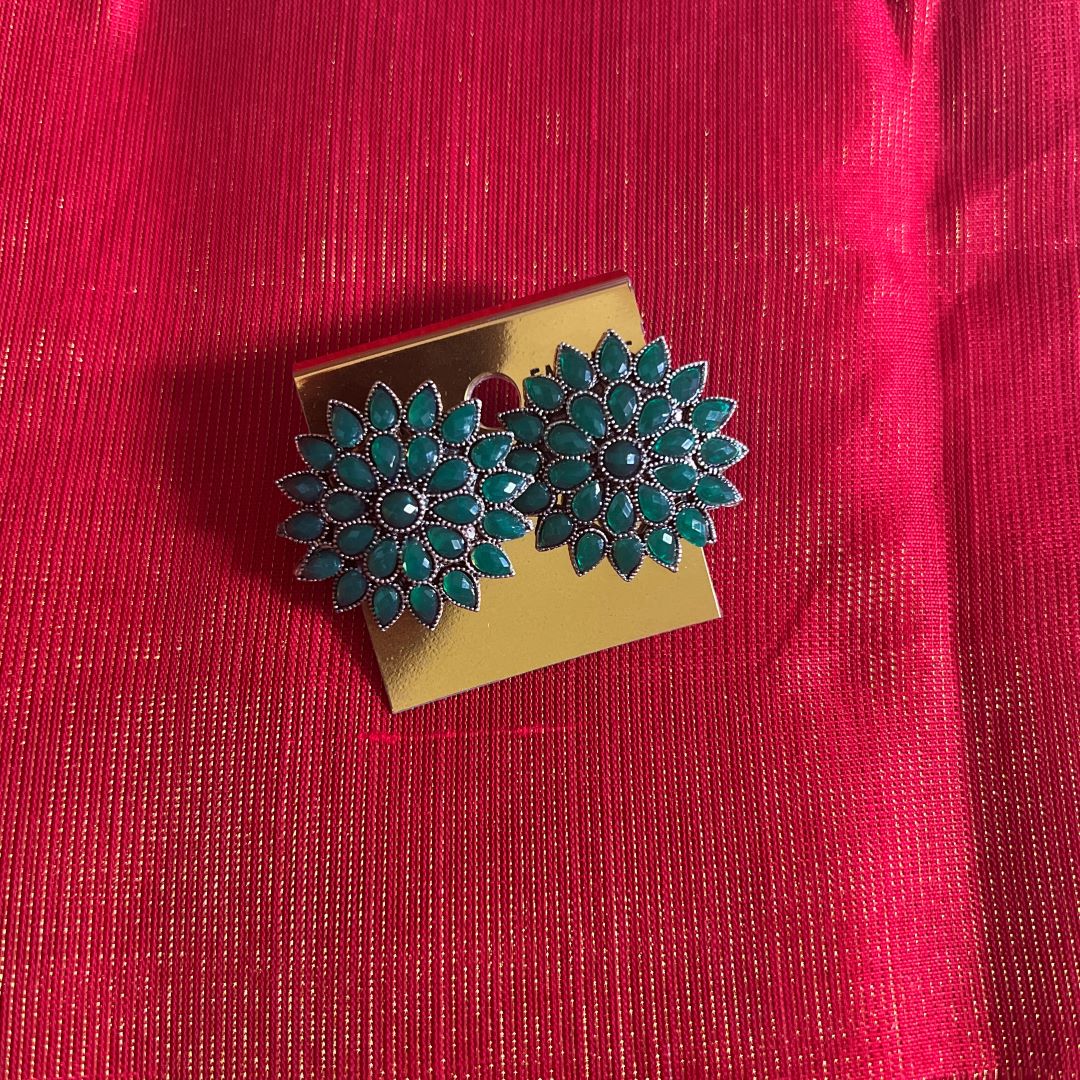 Oxidised Flower Stud With Kundan Stone - Model 3