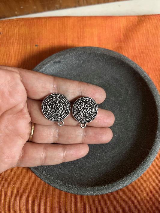 Oxidised Round Carving  Stud Small