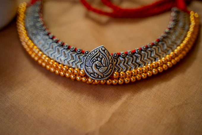 Silver Finish Maharashtrian dual tone thushi necklace